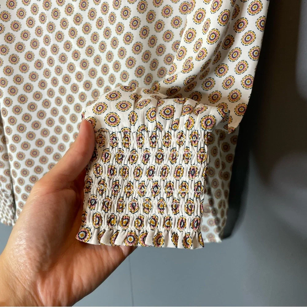 Loft women’s Polka Dot Cream Blouse size medium - Picture 5 of 11